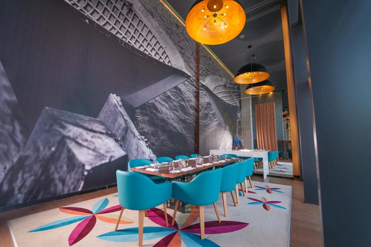 Hotel Dana Rayhaan By Rotana Dammam Exterior foto Restaurant