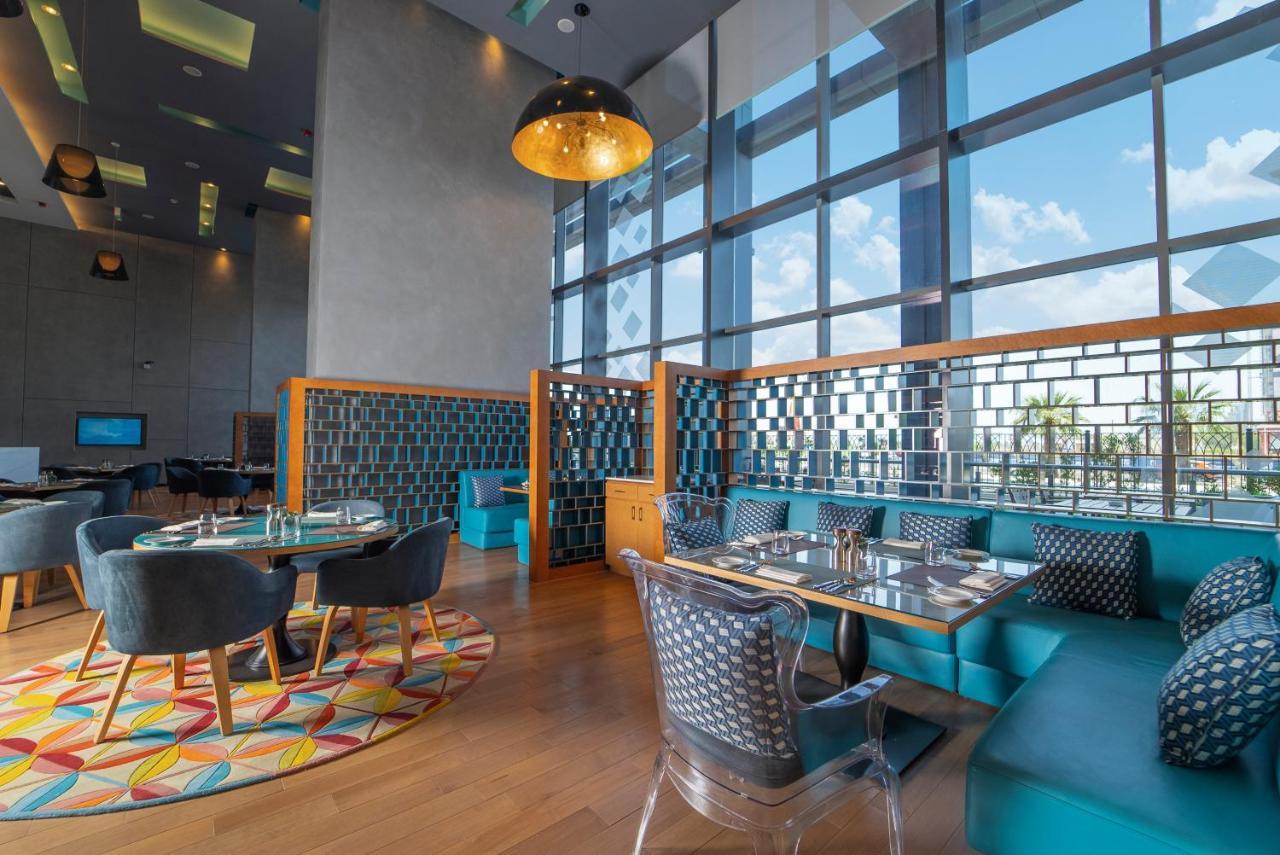 Hotel Dana Rayhaan By Rotana Dammam Exterior foto The Lounge at the airport