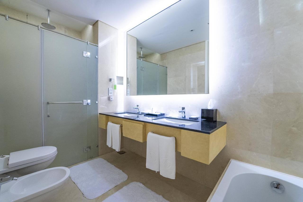 Hotel Dana Rayhaan By Rotana Dammam Exterior foto Bathroom